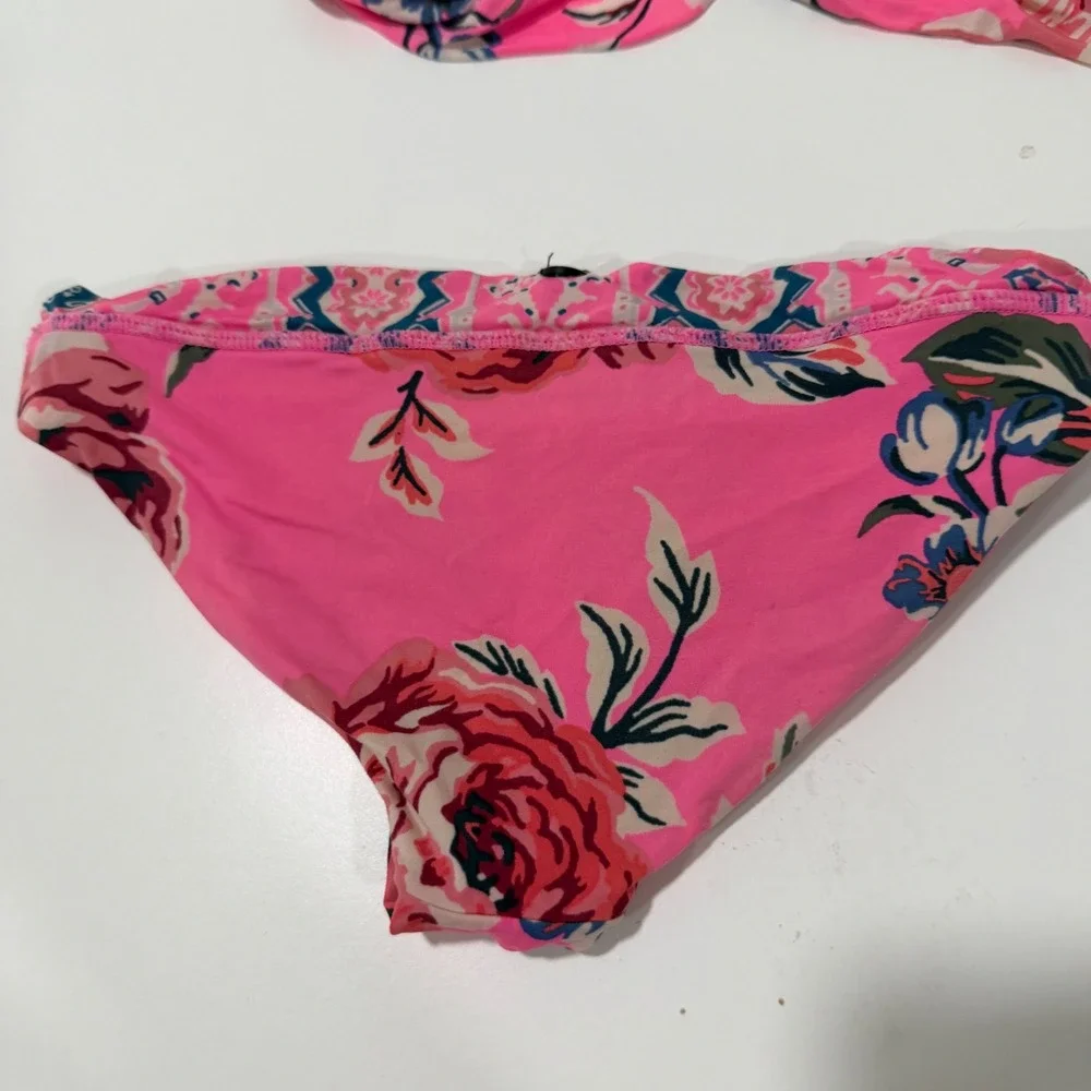 Maaji Pink Floral Smocked‎ Ruffle Bikini Set Size 6 23910 Swimsuit Two Piece